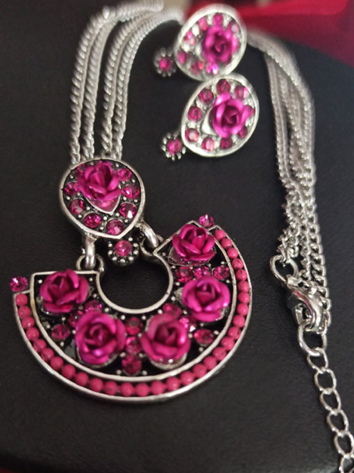 Trendilook Party Wear Rose Necklace Set
